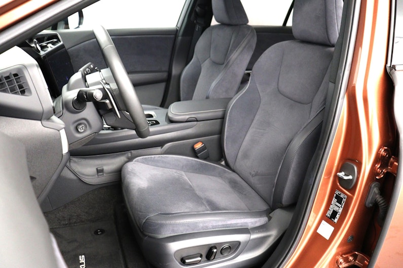 Vehicle image LEXUS RZ