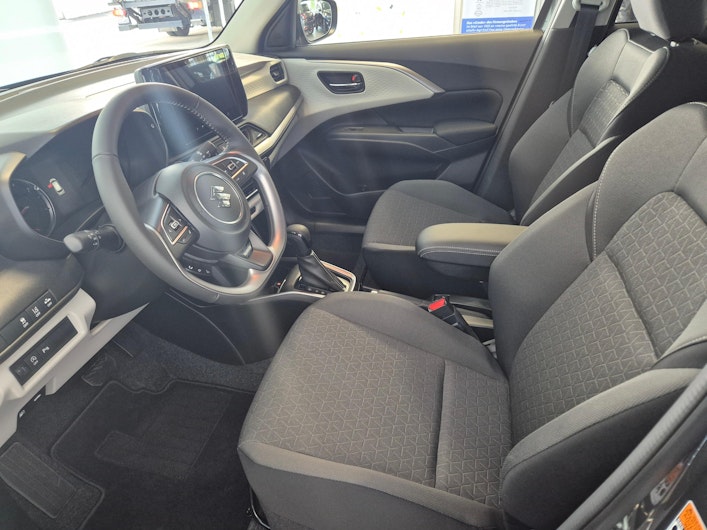 Vehicle image SUZUKI SWIFT