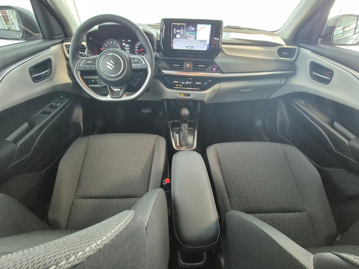 Vehicle image SUZUKI SWIFT