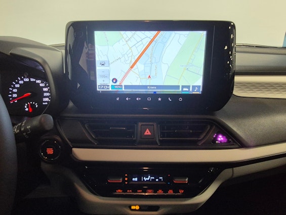 Vehicle image 9 Vehicle image 9