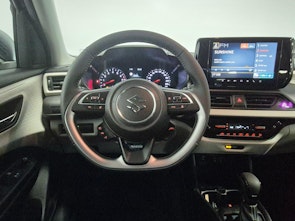 Vehicle image SUZUKI Swift 1.2 Tradizio Hybrid