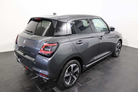SUZUKI Swift 1.2 Tradizio Top Hybrid 1