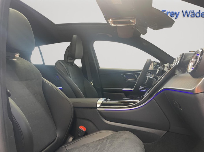 Vehicle image MERCEDES-BENZ GLC 300