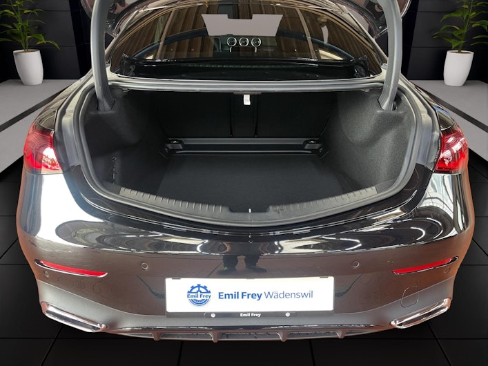 Vehicle image MERCEDES-BENZ CLE 200