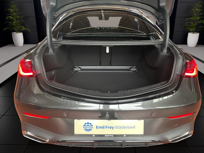 Vehicle image MERCEDES-BENZ CLE 200