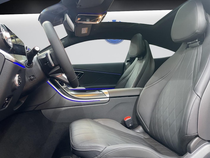 Vehicle image MERCEDES-BENZ CLE 200