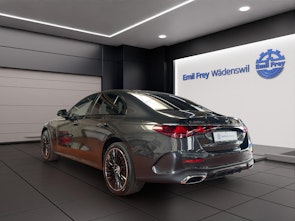 Vehicle image MERCEDES-BENZ E 220 d AMG Line 4matic