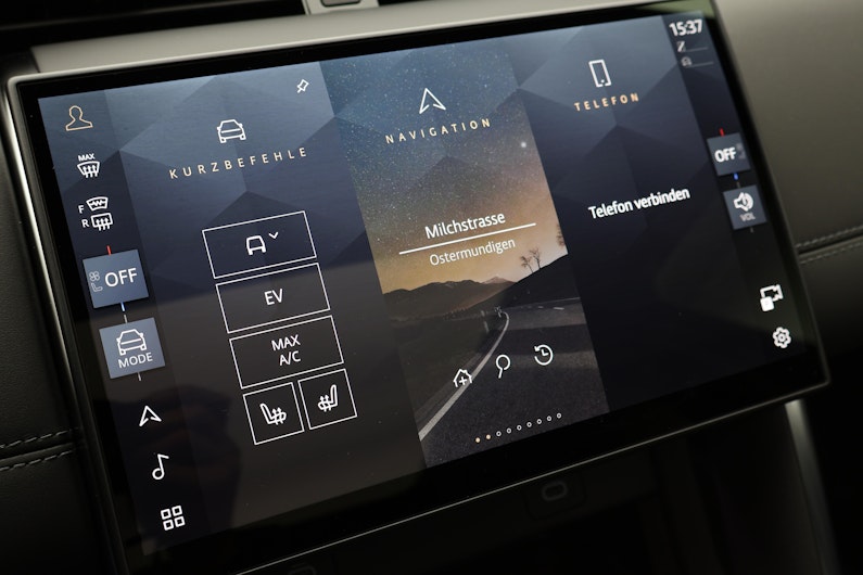 Vehicle image LAND ROVER DISCOVERY SPORT