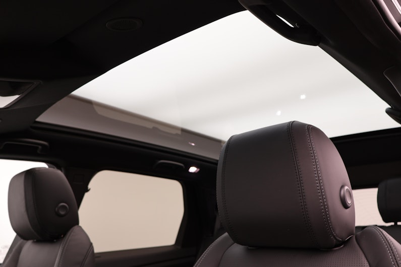 Vehicle image LAND ROVER DISCOVERY SPORT