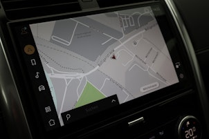 Vehicle image LAND ROVER Discovery 3.0 D I6 350 Dynamic HSE