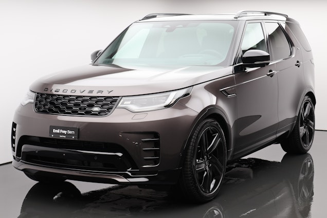 First vehicle image