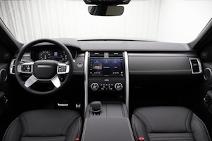 Vehicle image LAND ROVER Discovery 3.0 D I6 350 Dynamic HSE