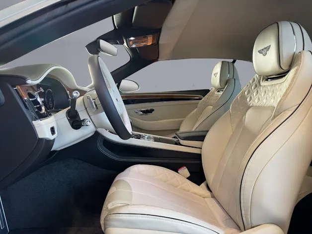 Bentley Continental GTC 4.0 V8