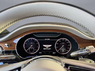 Bentley Continental GTC 4.0 V8