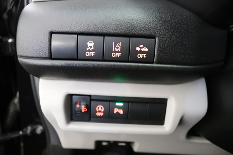 Vehicle image SUZUKI SWIFT