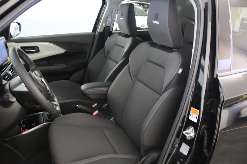 Vehicle image SUZUKI SWIFT