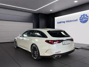 Mercedes-Benz E 220 d 4MATIC T-Modell AMG Line