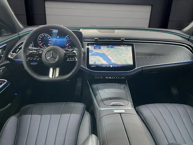 Mercedes-Benz E 220 d 4MATIC T-Modell AMG Line