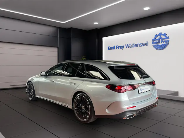 Mercedes-Benz E 220 d 4MATIC T-Modell AMG Line