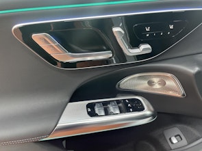 Vehicle image MERCEDES-BENZ E 220 d AMG Line 4matic Kombi