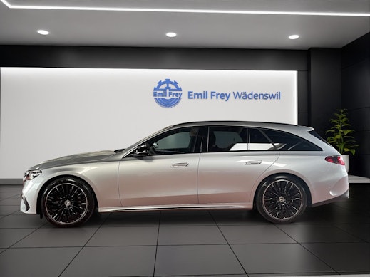 MERCEDES-BENZ E 220 d AMG Line 4matic Kombi 3