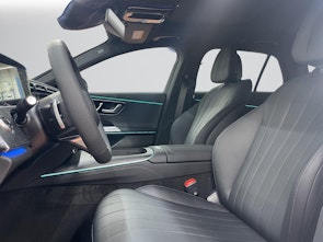 Vehicle image MERCEDES-BENZ E 220 d AMG Line 4matic Kombi