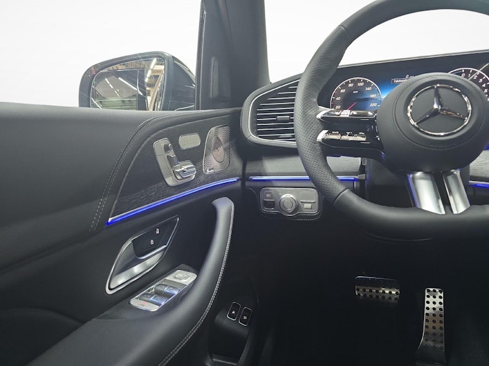 image du véhicule MERCEDES-BENZ GLE 400