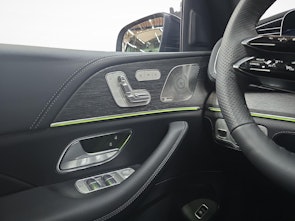 Vehicle image MERCEDES-BENZ GLE 350 de EQ Star 4MATIC AMG Line