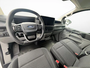 https://vehicle.imgix.net/3797048/6d62edb6-83d1-4b06-9d4e-5a20631eceac.jpg