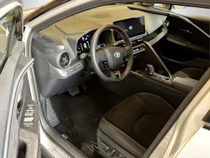 Toyota C-HR 2.0 HEV GR Sport Premiere 4x4 inkl. 4 Jahre Gratis Service