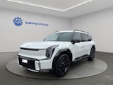 First vehicle image