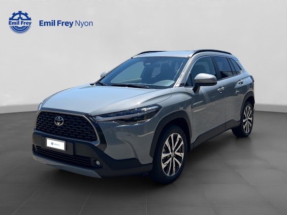 First vehicle image