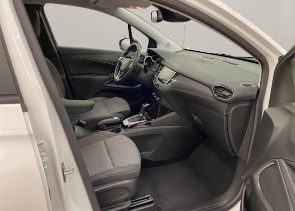 Vehicle image 10 Vehicle image 10