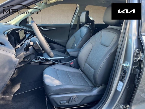 Vehicle image 12 Vehicle image 12