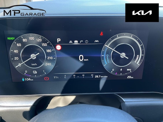 Vehicle image 9 Vehicle image 9