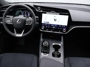 Lexus RZ 450e Excellence