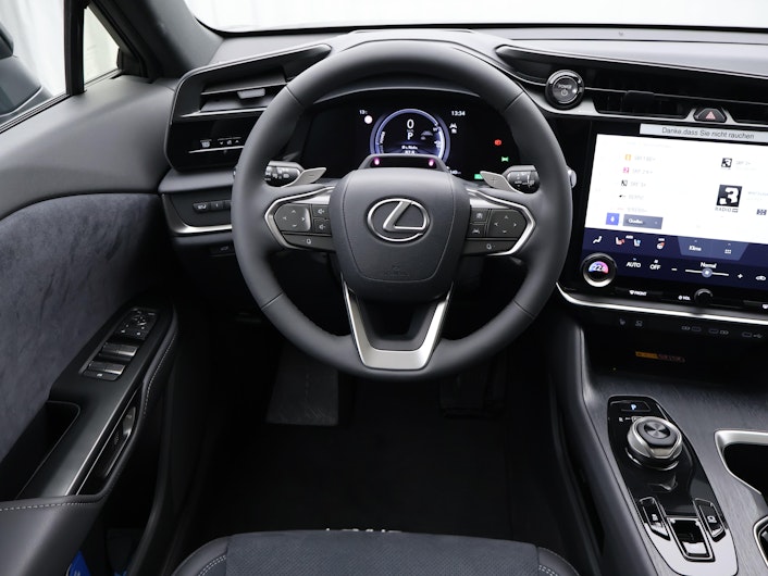 Vehicle image LEXUS RZ