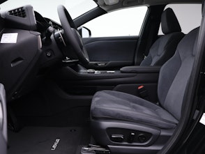 Vehicle image LEXUS RZ 450e Excellence