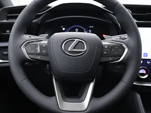Lexus RZ 450e Excellence