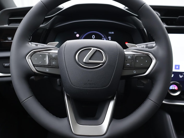 Vehicle image LEXUS RZ