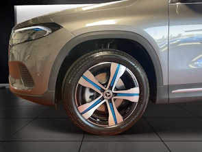 Vehicle image MERCEDES-BENZ EQA 350 4MATIC Swiss Star Electric Art Line