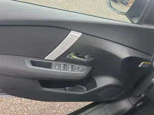 Citroën C4 1.2 Hybrid Swiss Edition