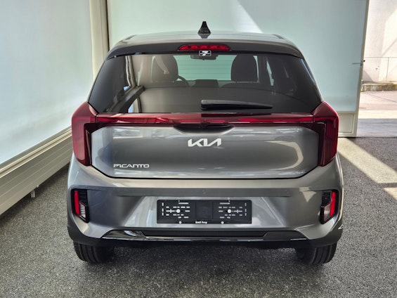 Vehicle image 9 Vehicle image 9