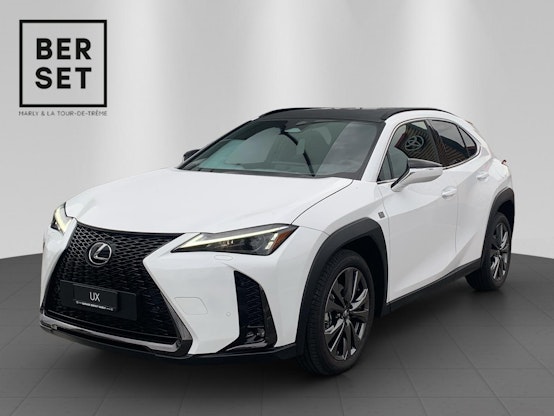 First vehicle image