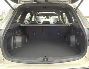 Subaru Forester 2.0i e-Boxer Luxury