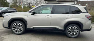 Subaru Forester 2.0i e-Boxer Luxury