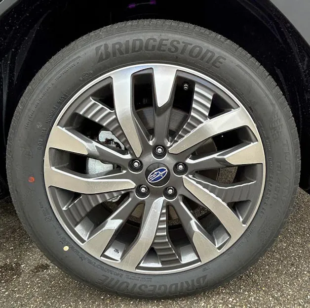 Subaru Forester 2.0i e-Boxer Luxury