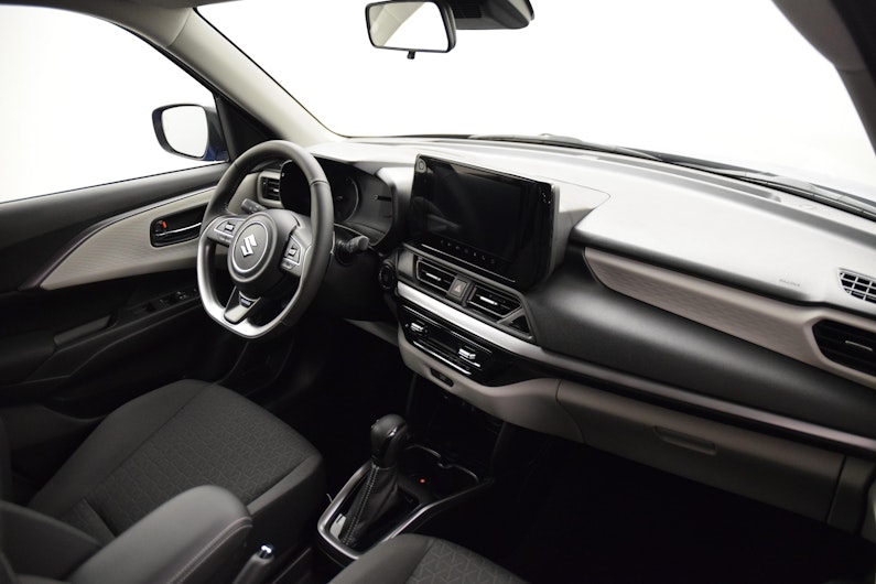 Vehicle image SUZUKI SWIFT