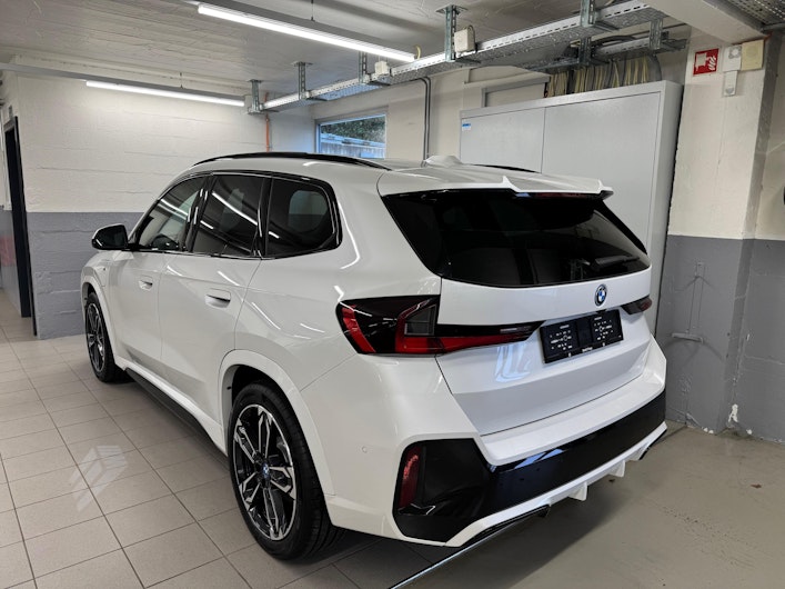 Vehicle image BMW X1