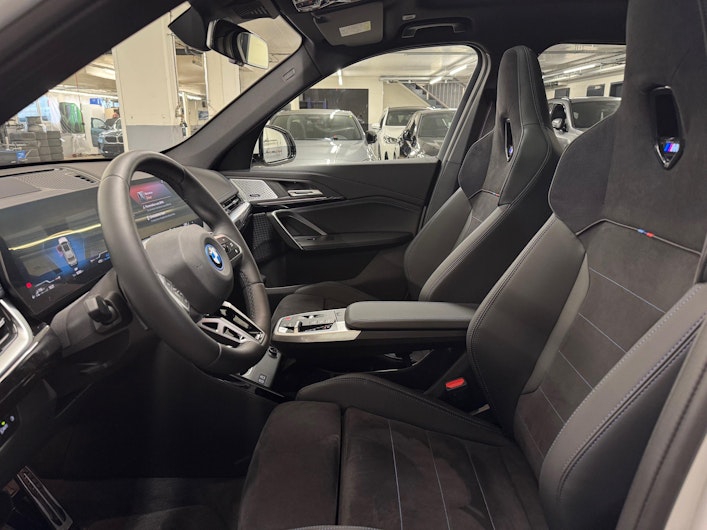 Vehicle image BMW X1